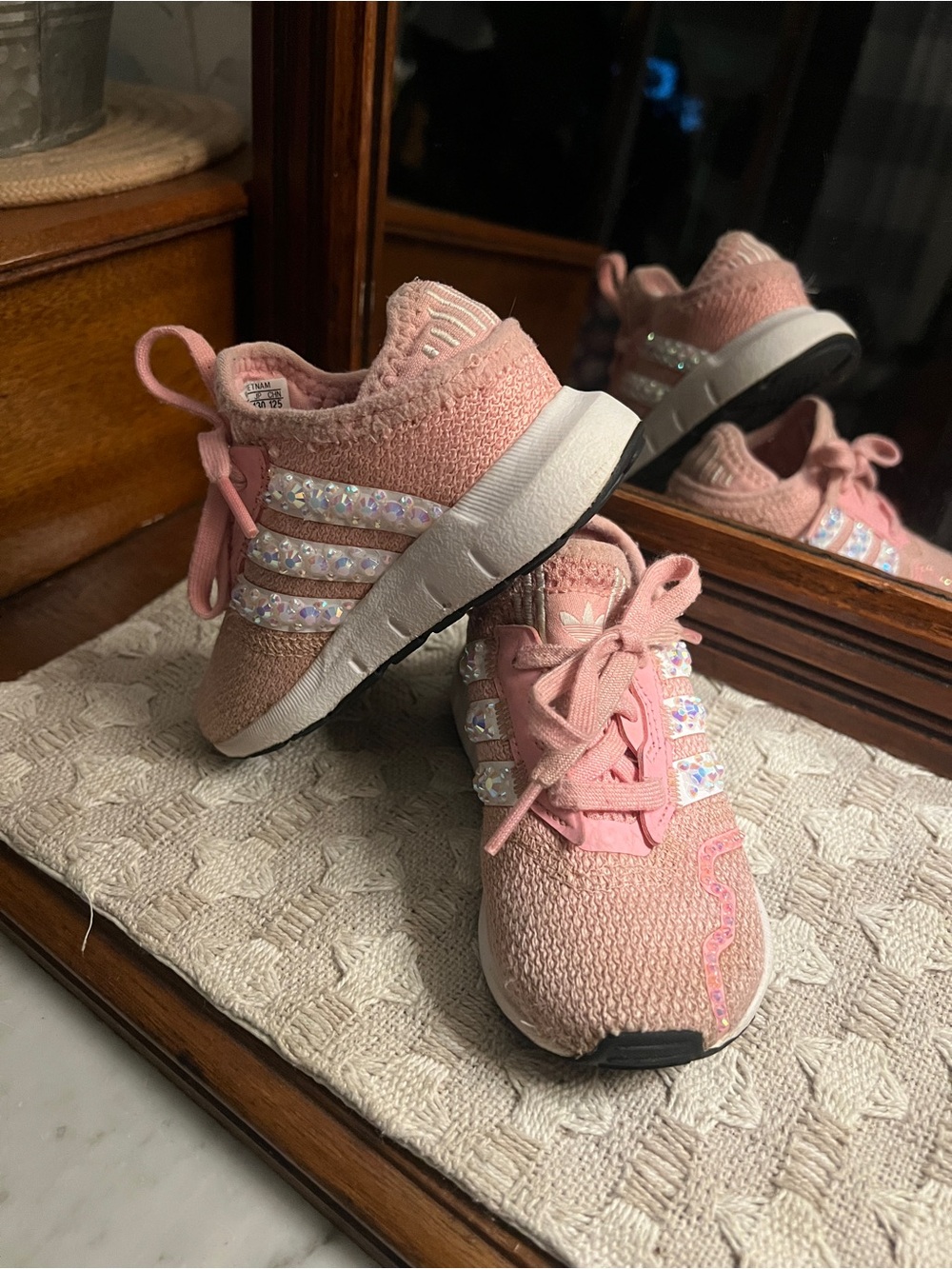 ADIDAS Swift Run X Mesh Upper Sneakers CUSTOM‎ Rhinestone Accent Pink White Sz 6